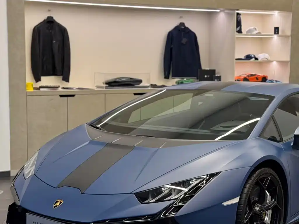 Lamborghini Huracán 2025