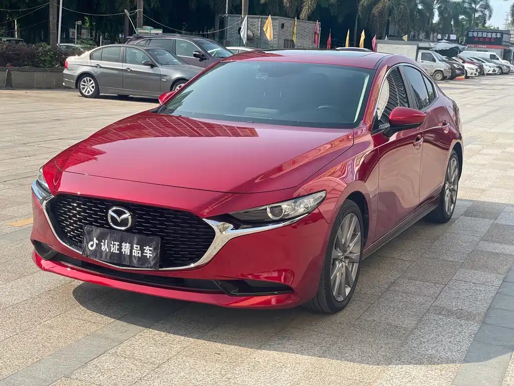Mazda 3 Axela 2021