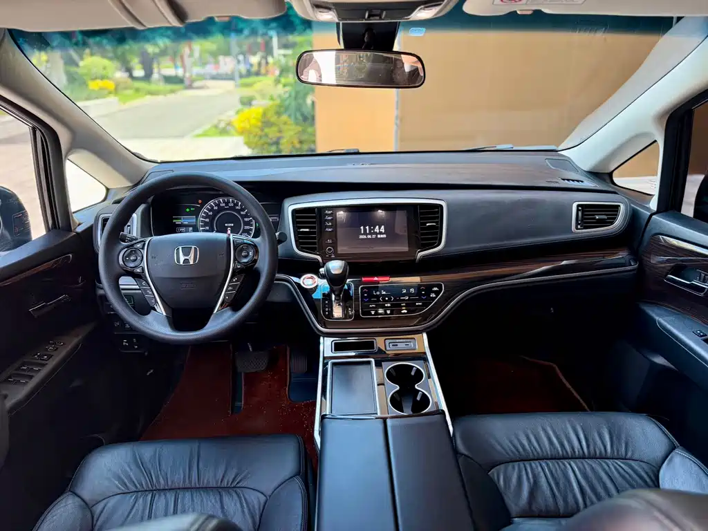Honda Odyssey — миниатюра 5