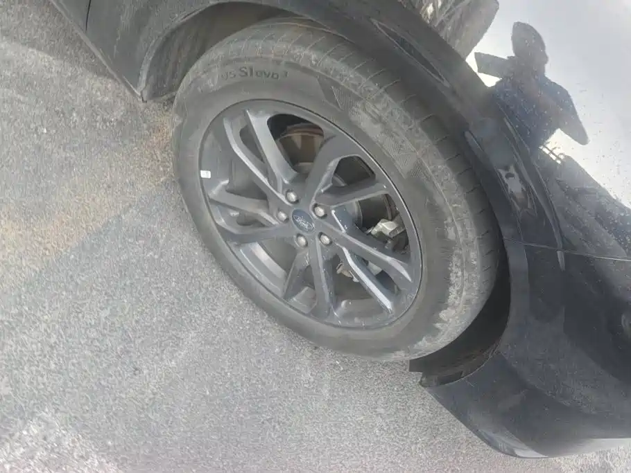 Ford Mondeo — миниатюра 6