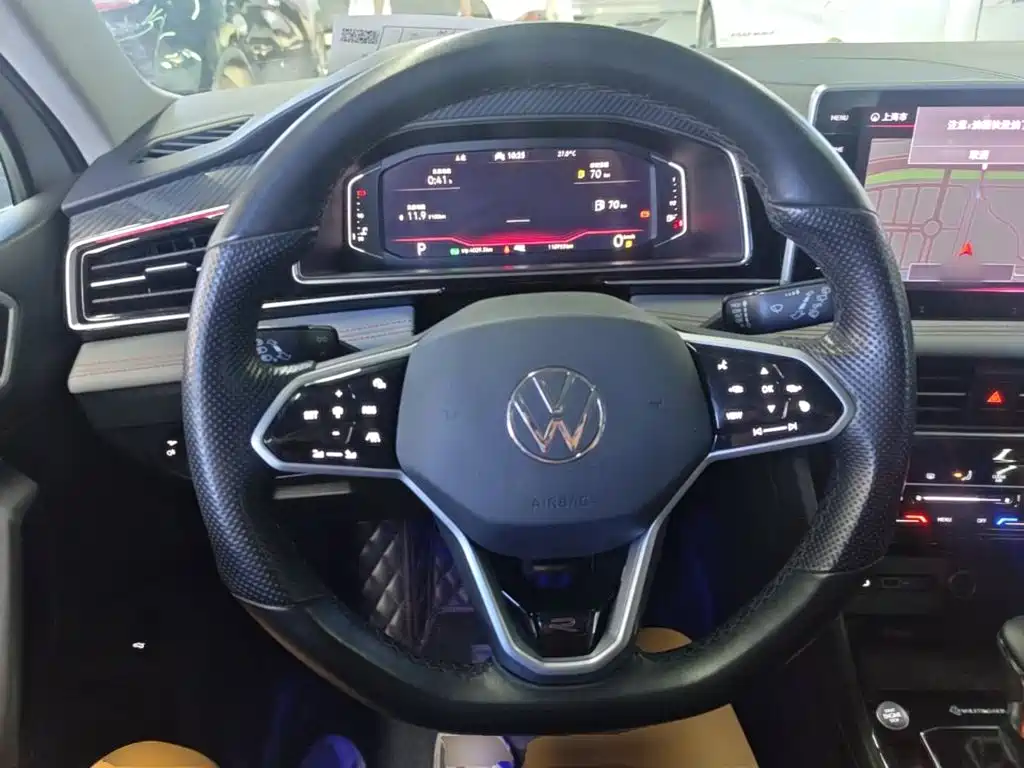 Volkswagen Tiguan L — миниатюра 11