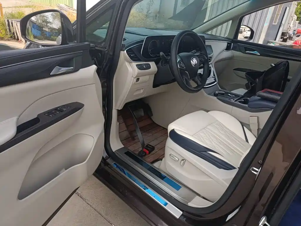 Buick GL8 — миниатюра 16