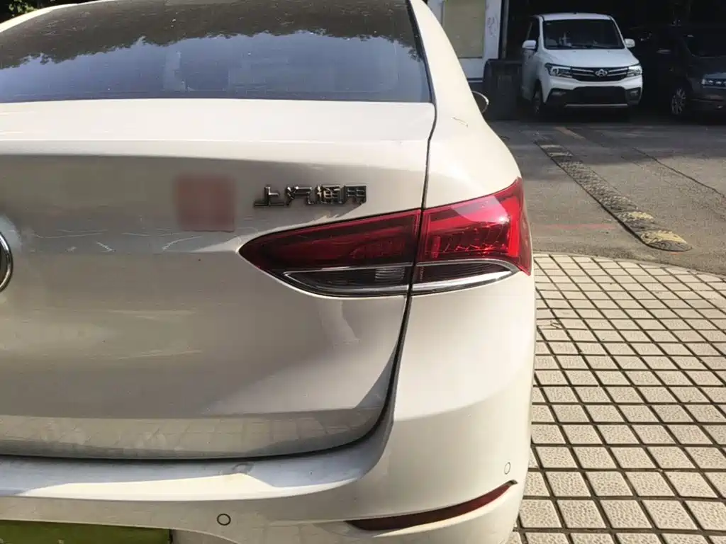 Buick Excelle — миниатюра 8
