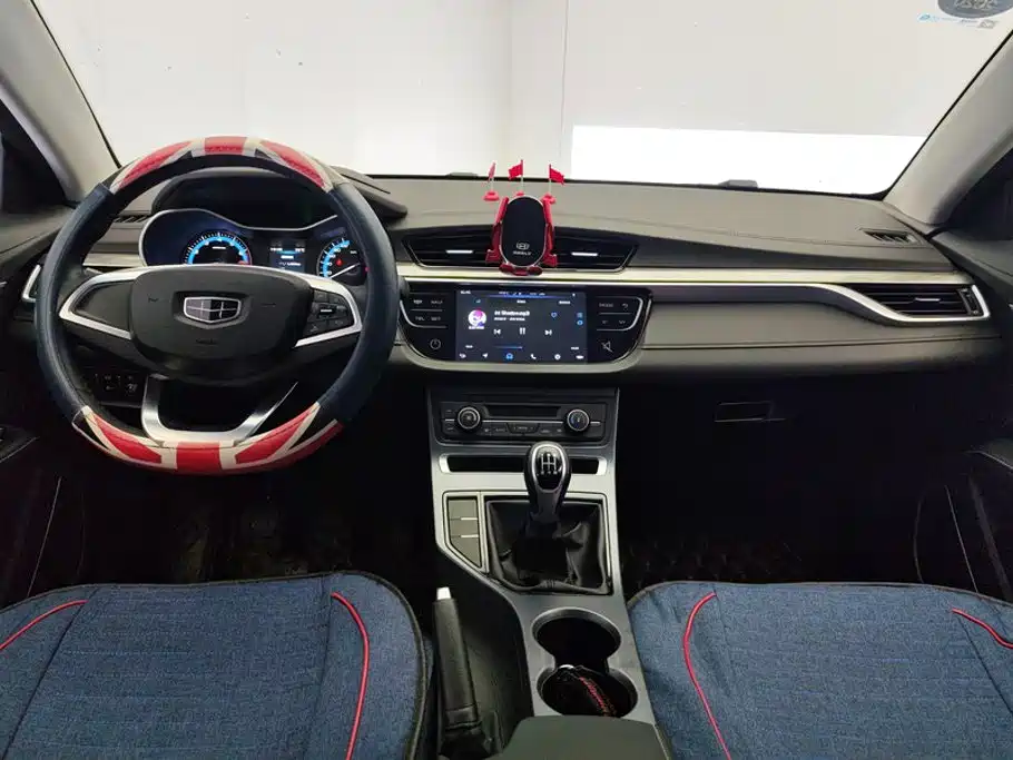 Geely Emgrand — миниатюра 12