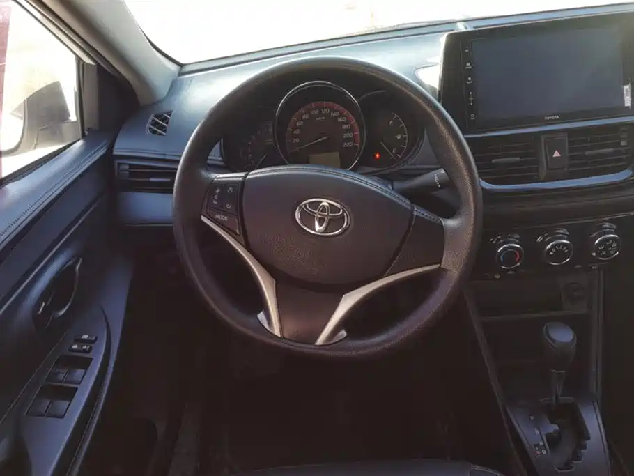TOYOTA VIOS