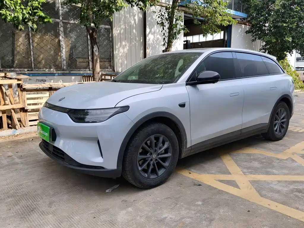 Leapmotor Leapmotor C11 — миниатюра 2