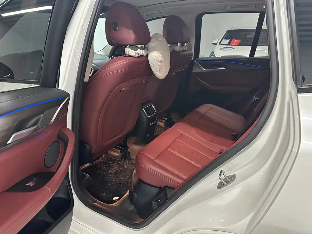 BMW X3 — миниатюра 13