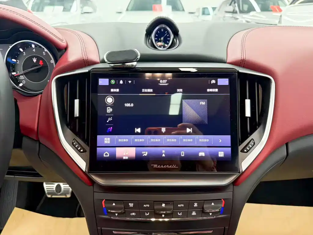 Maserati Ghibli — миниатюра 17