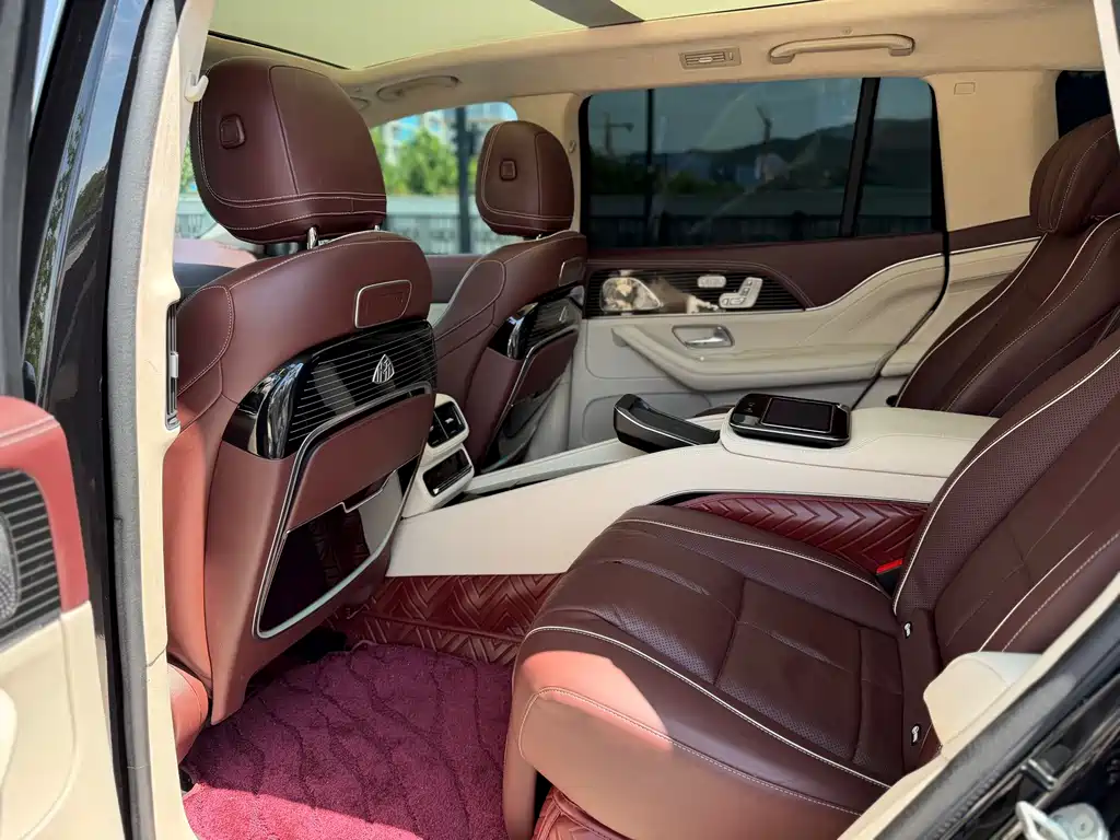 Mercedes-Benz GLS — миниатюра 11