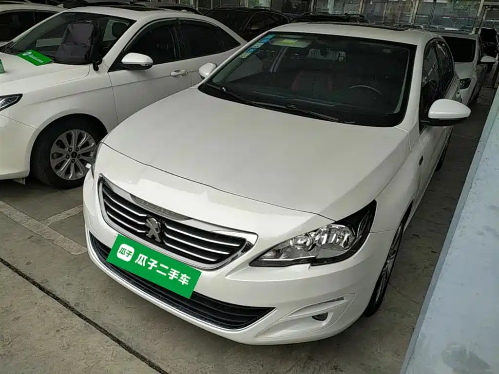 Peugeot 408 2016