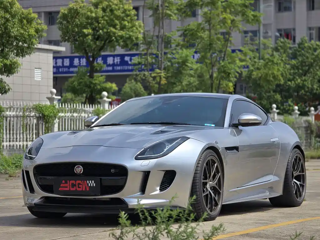 Jaguar F-TYPE