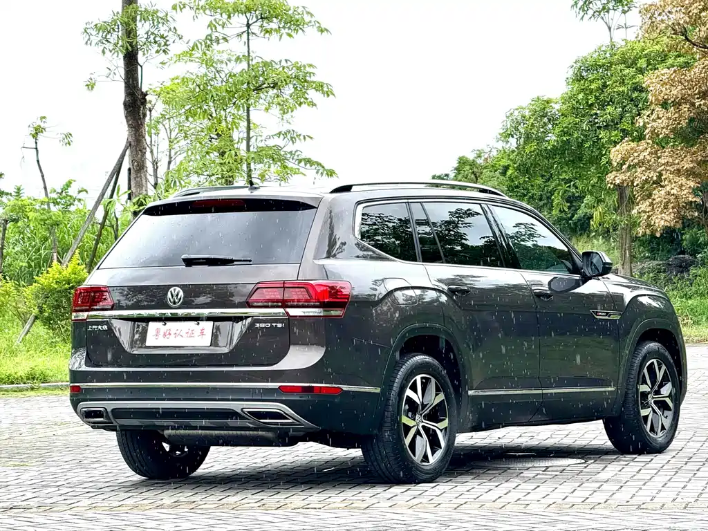 Volkswagen Teramont — миниатюра 7
