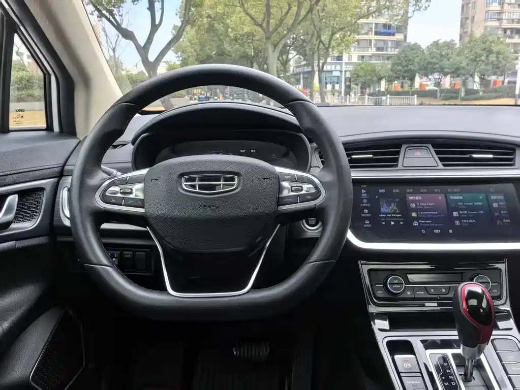 GEELY AUTOMOBILE EMGRAND GS