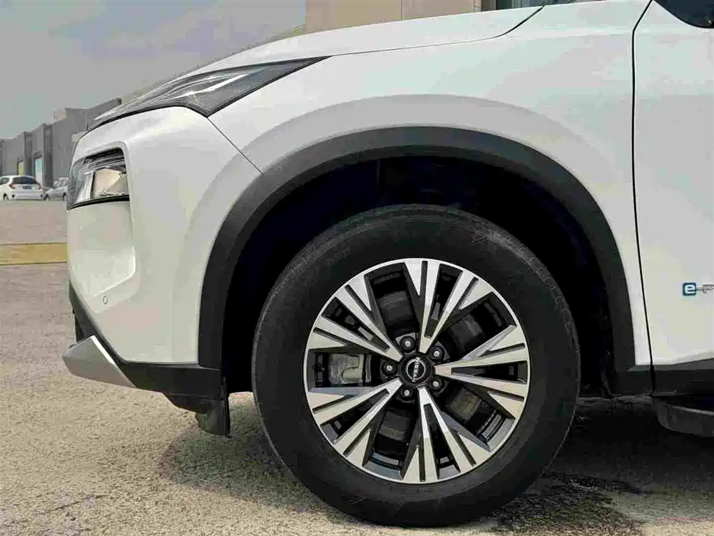 Nissan X-Trail 2023 — фото 13