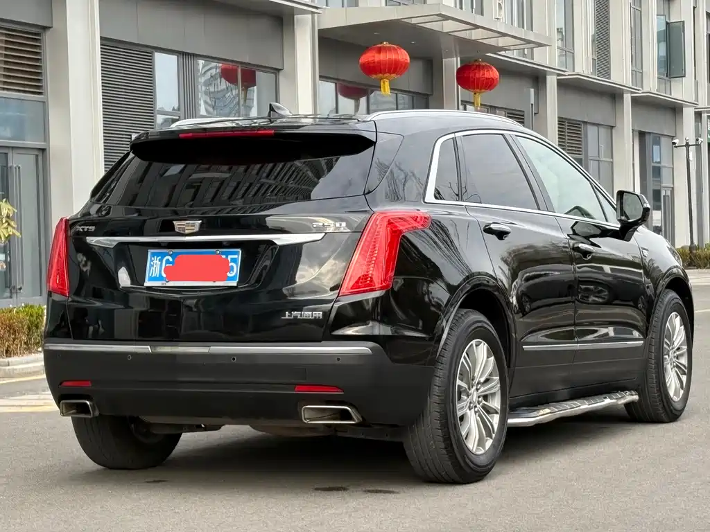CADILLAC XT5