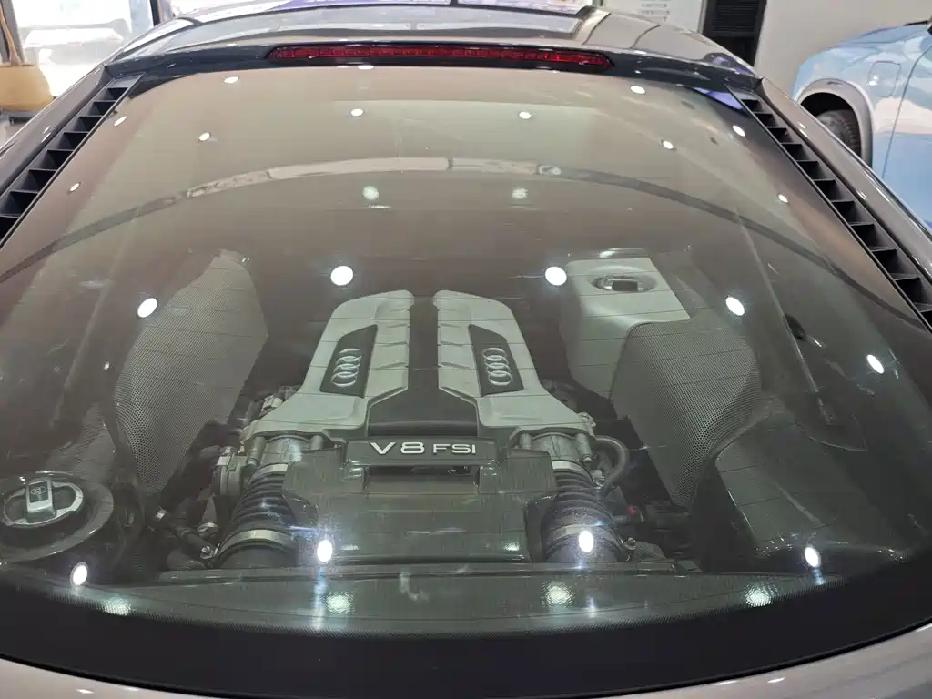 Audi R8 — миниатюра 3
