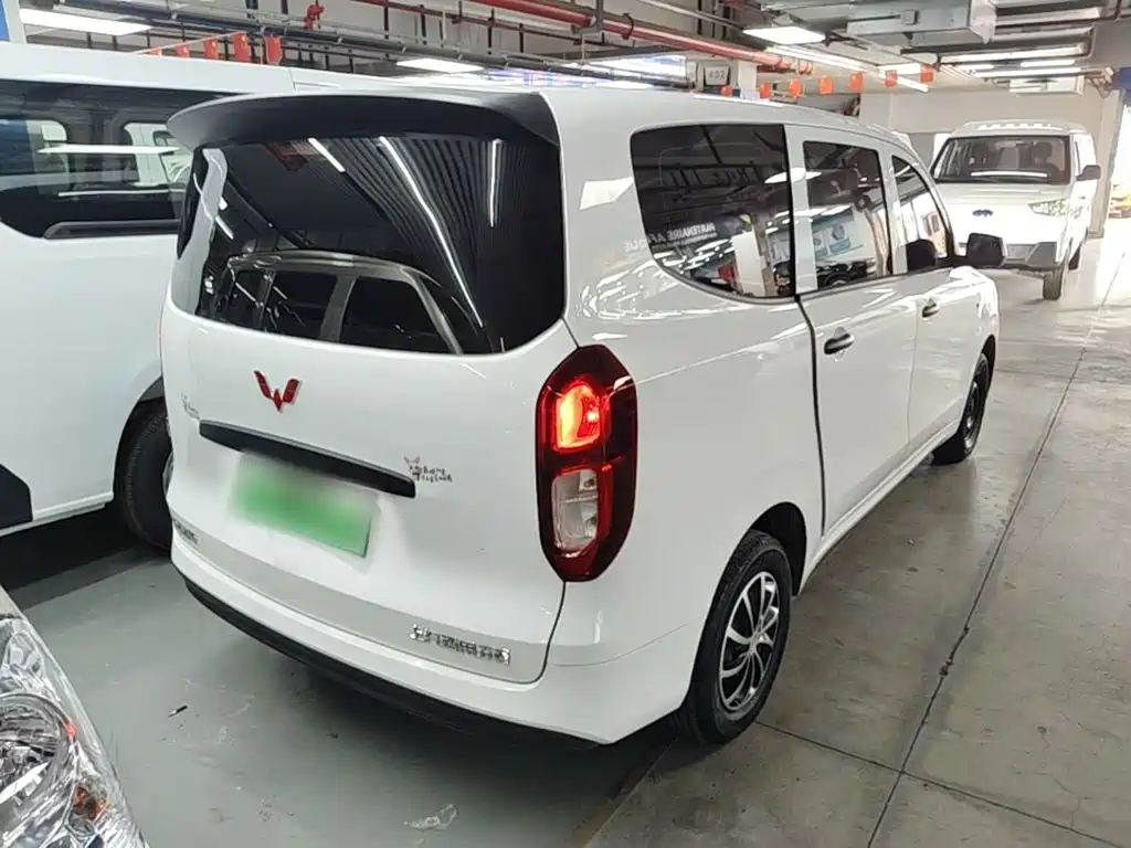 Wuling Hongguang EV — миниатюра 7