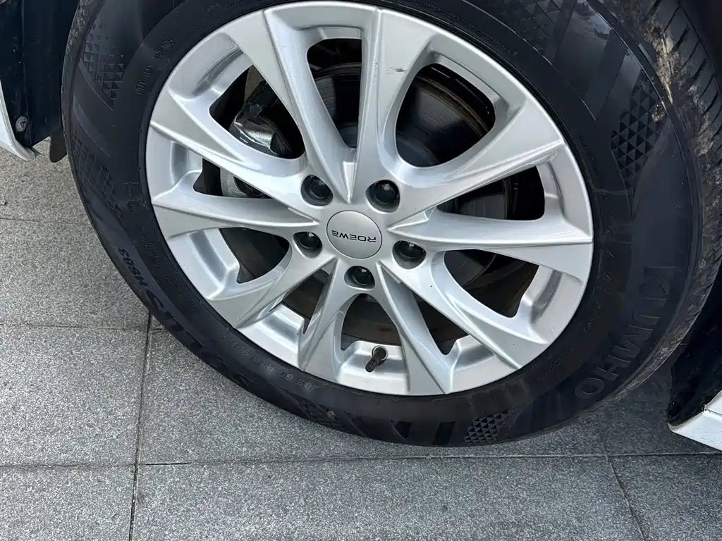 Roewe i5 — миниатюра 4