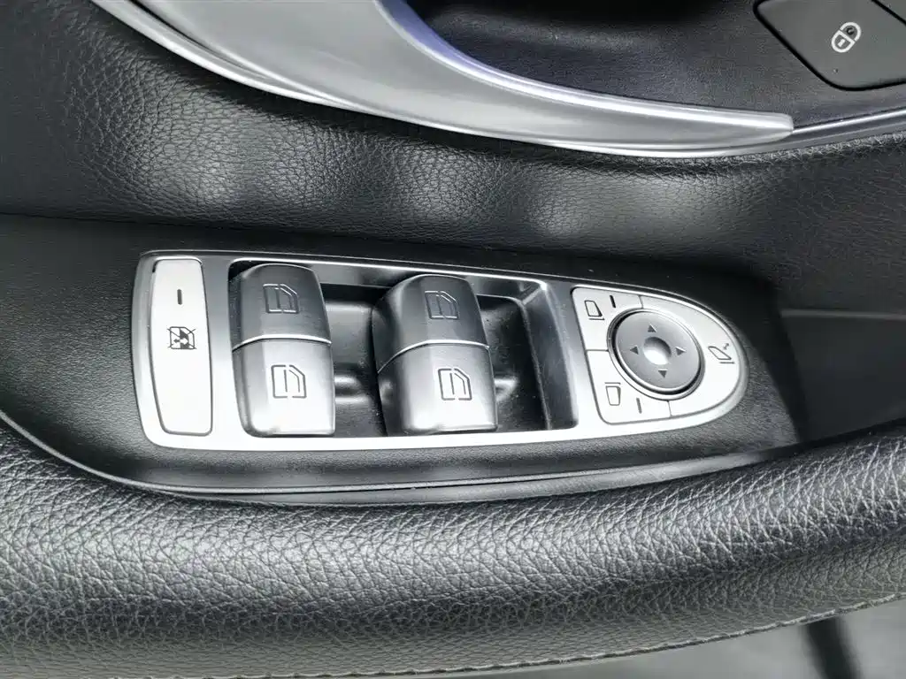 Mercedes-Benz E-Class E 2018 E 200 L Sport