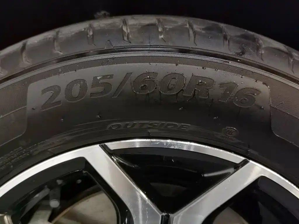 BYD Yuan Pro — миниатюра 24