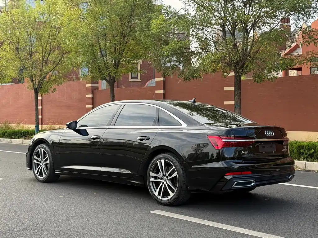 Audi A6L — миниатюра 9