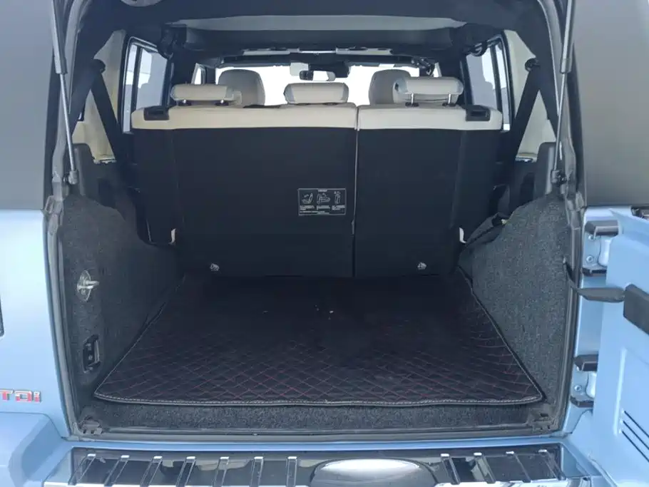 BAIC BJ40 2023 2.0D AT