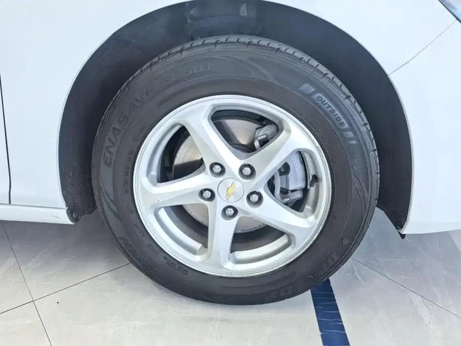 Chevrolet Malibu XL — миниатюра 6