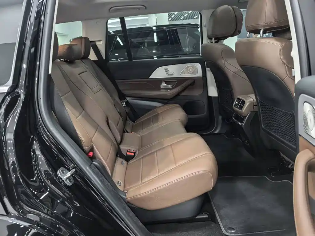 Mercedes-Benz GLS — миниатюра 7