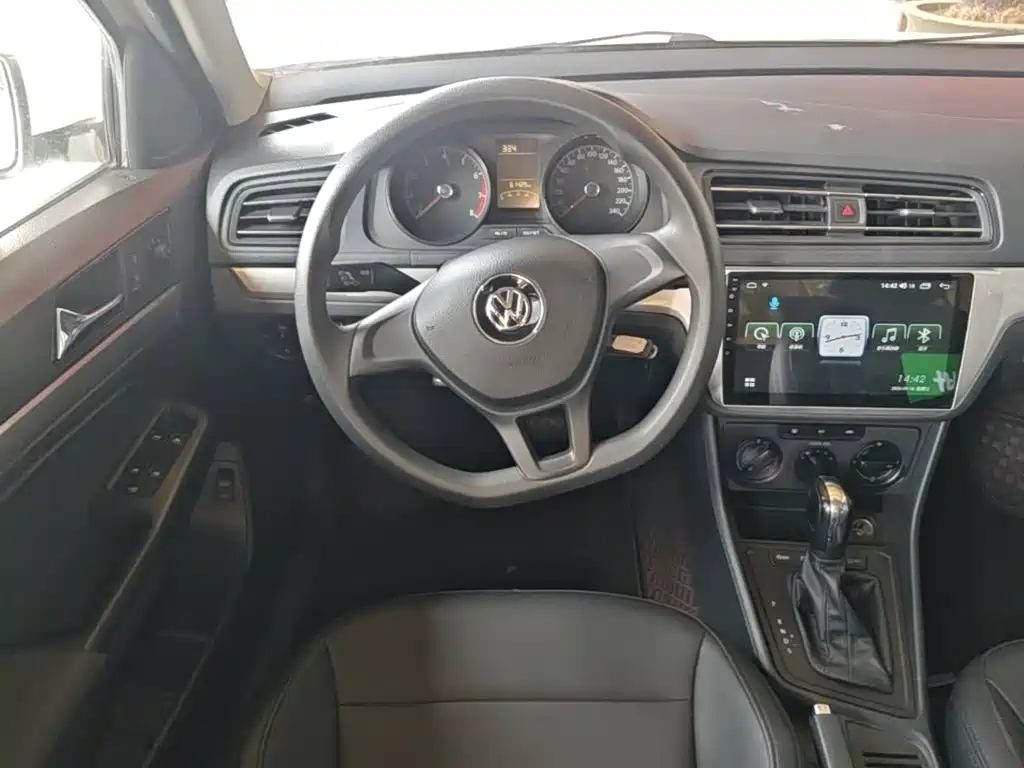 Volkswagen Lavida — миниатюра 11