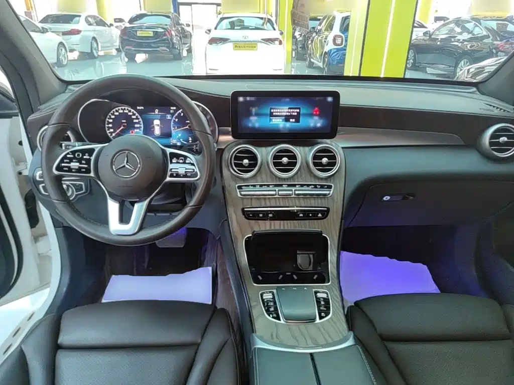 Mercedes-Benz GLC — миниатюра 10