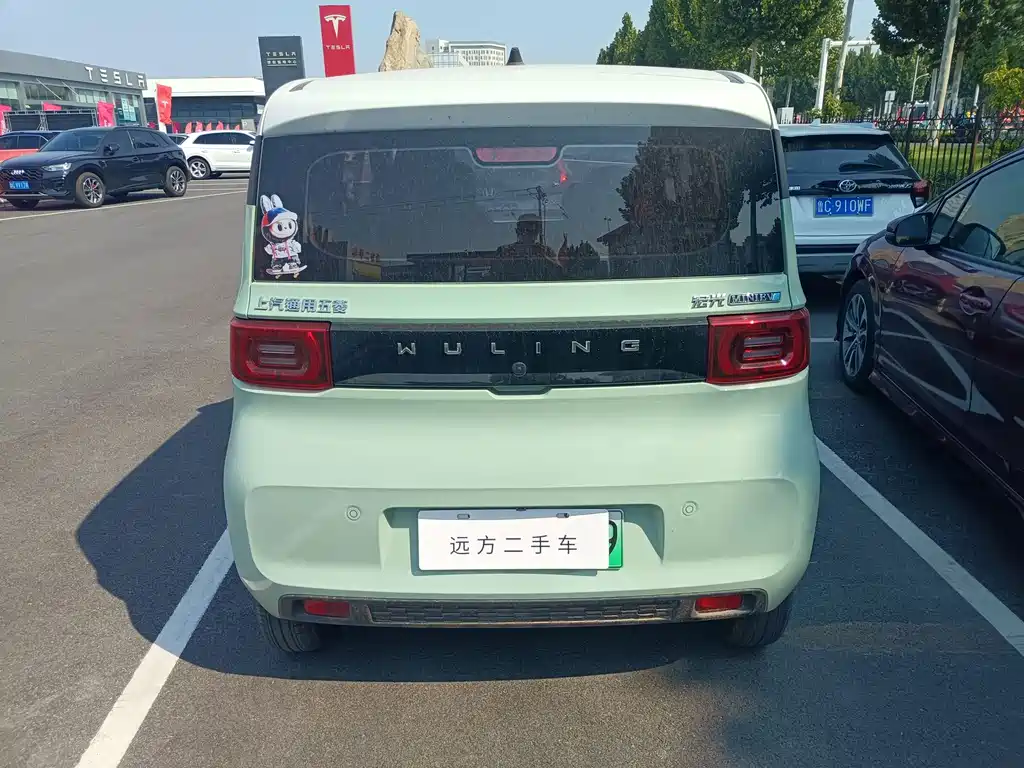 Wuling MINIEV — миниатюра 4