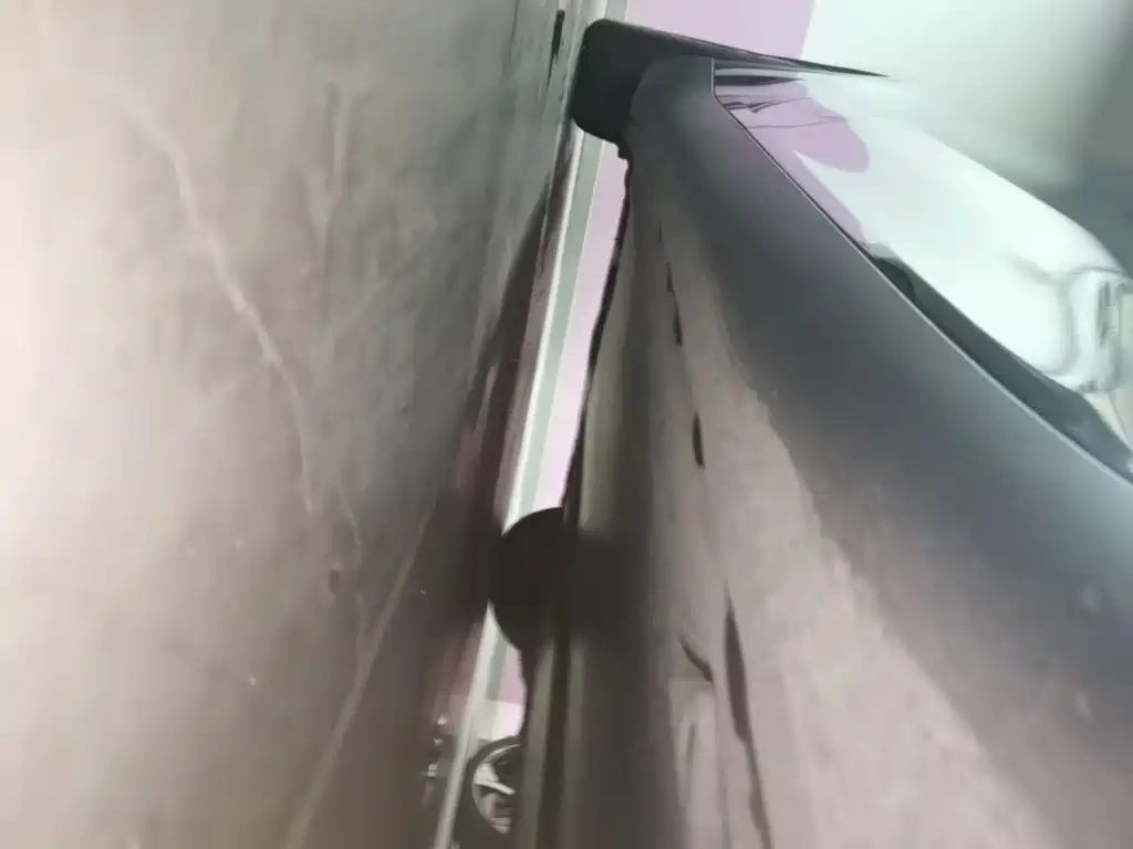 Tesla Model Y — миниатюра 21