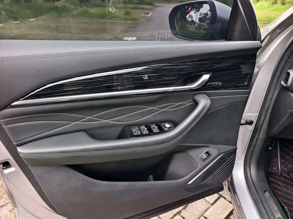 Geely Xingyue L — миниатюра 15