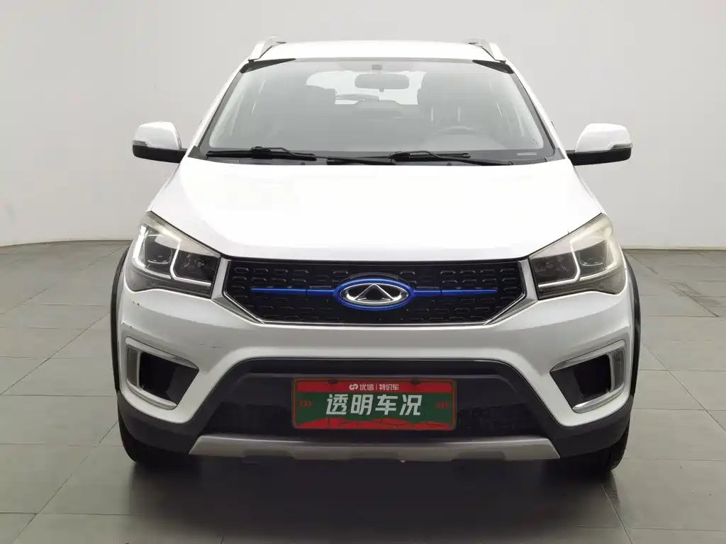 Chery New Energy Tiggo 3xe — миниатюра 3