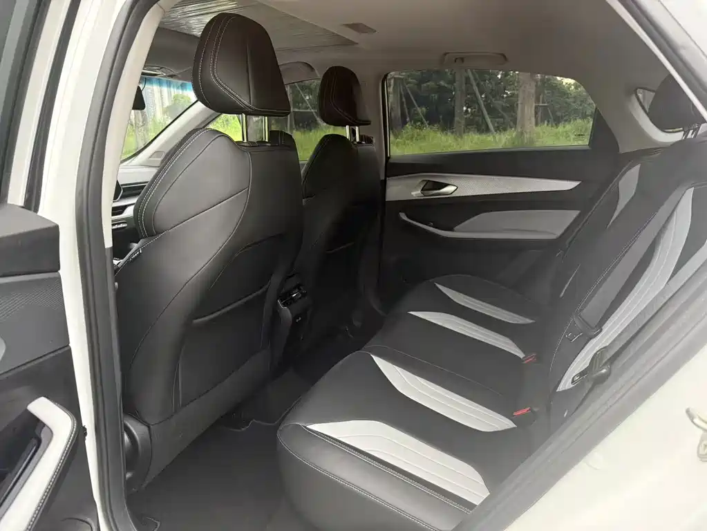 Geely Binrui — миниатюра 7
