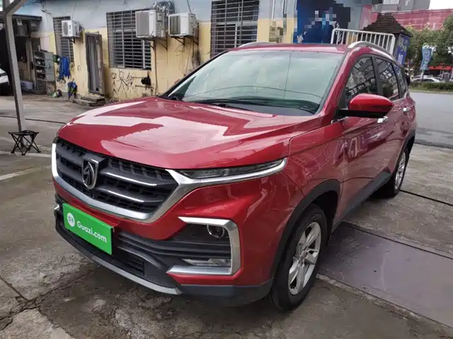 BAOJUN 530 2018