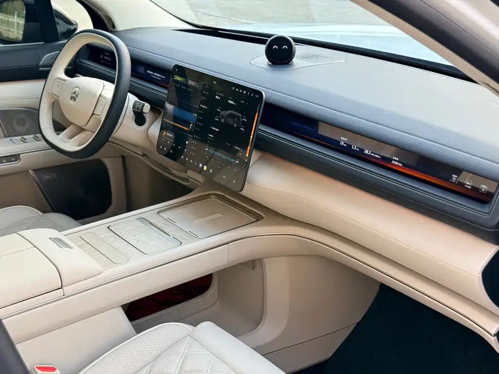 NIO ES8 — миниатюра 19