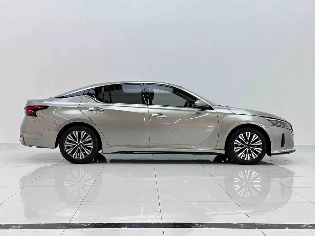 Nissan Teana — миниатюра 5