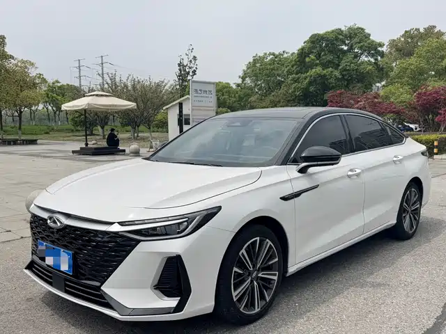 Chery Arrizo 8