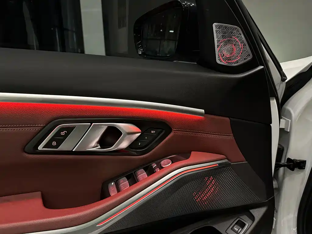 BMW 3 Series — миниатюра 11