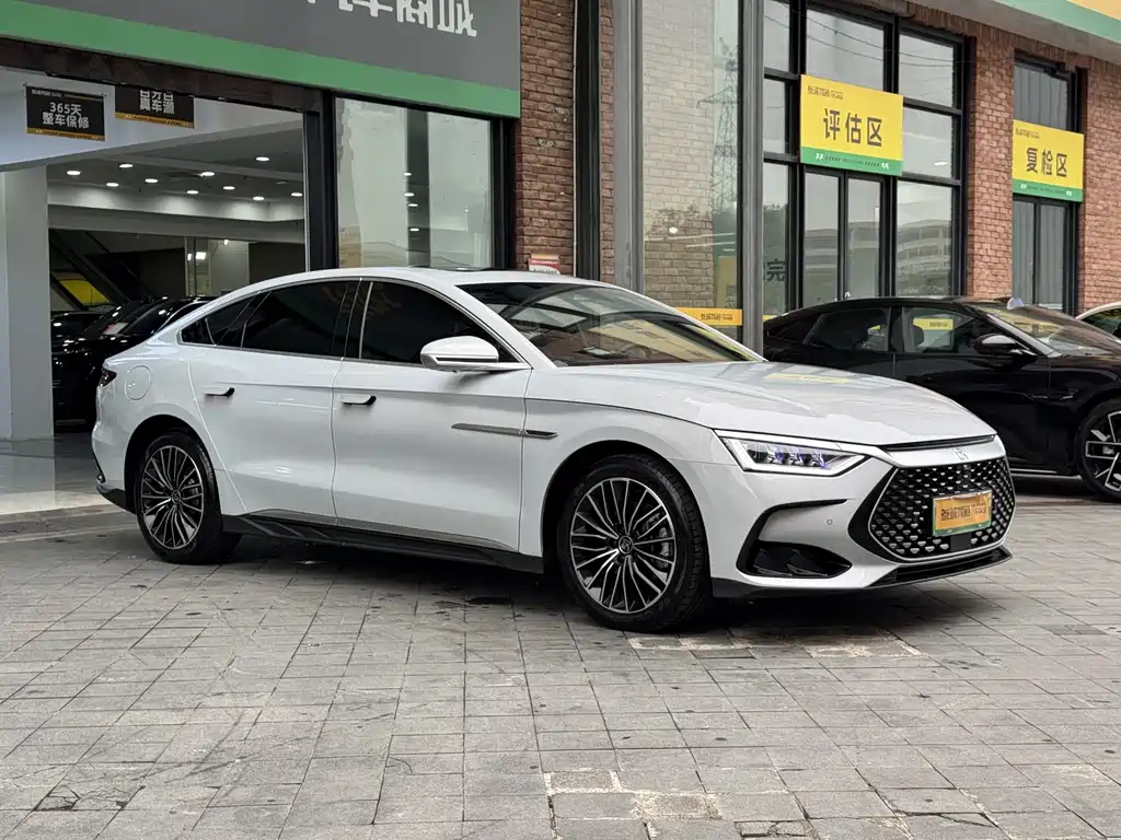 BYD Han — миниатюра 3