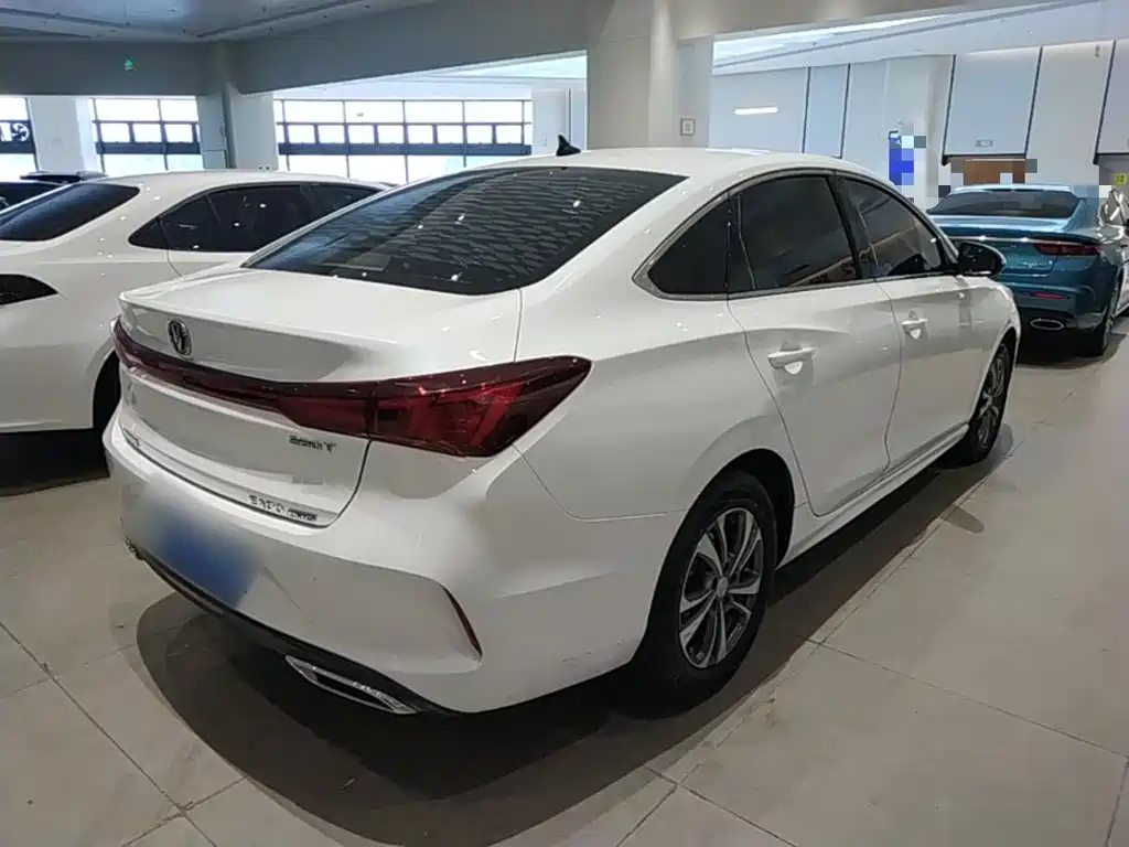 Changan Eado — миниатюра 7