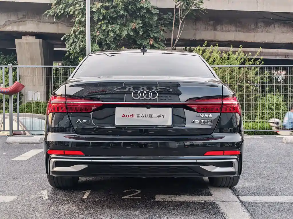 Audi A6L — миниатюра 6