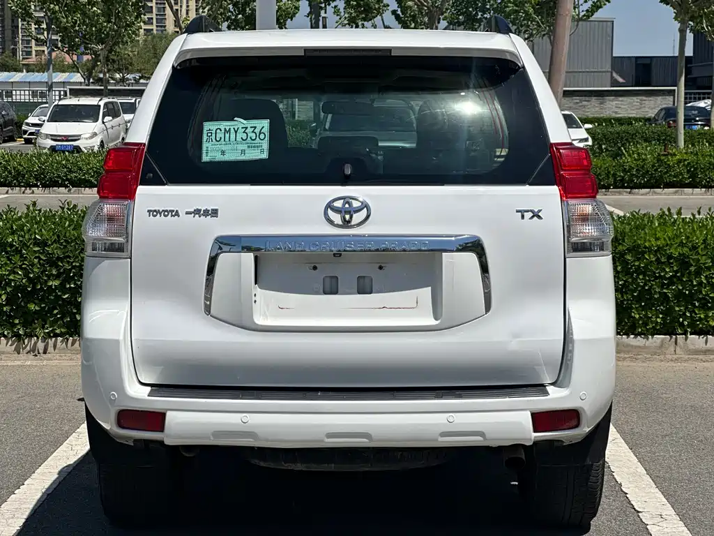 Toyota Land Cruiser Prado 2010 4.0L AT TX-L NAVI