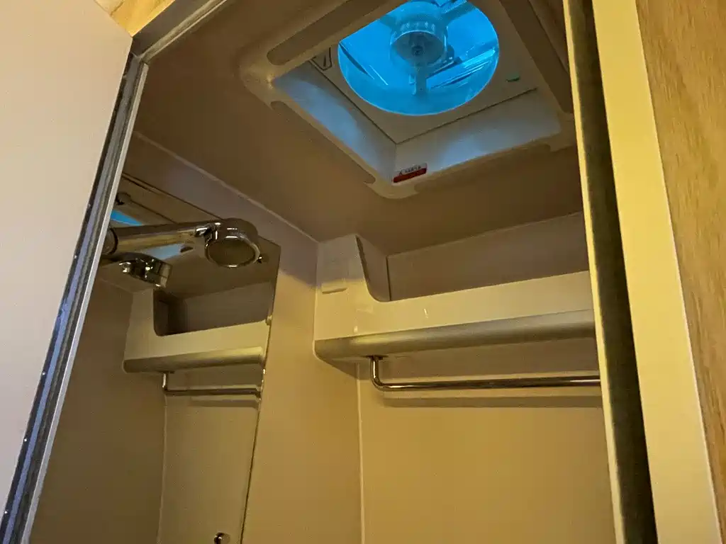 Maxus V90 RV — миниатюра 20