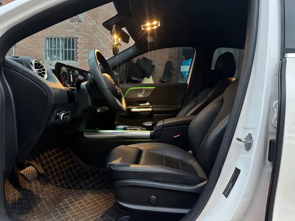 Mercedes-Benz GLA — миниатюра 4