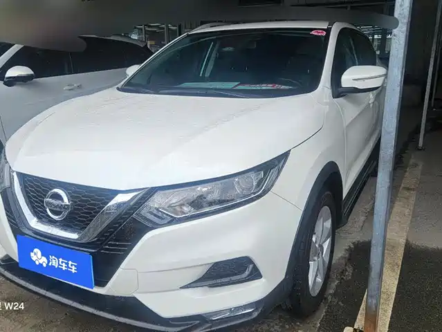 NISSAN QASHQAI 2024