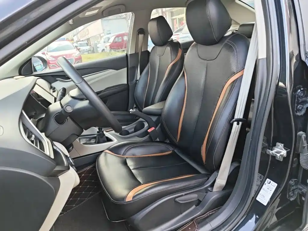 Buick Excelle — миниатюра 15