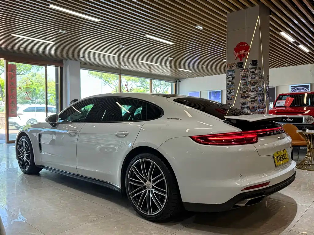 Porsche Panamera 2019 Panamera 4 Executive Long Wheelbase 2.9T