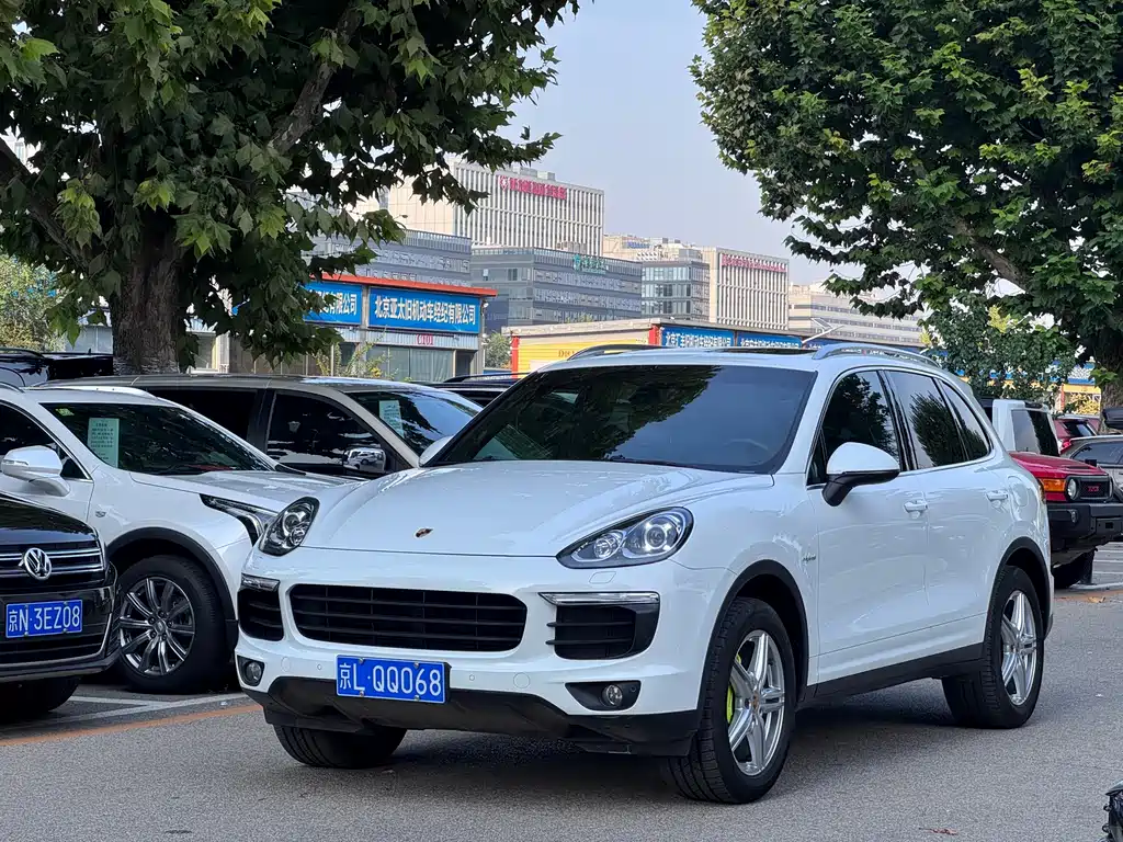 Porsche Cayenne Hybrid